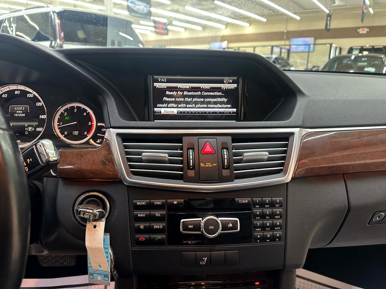 Used 2013 Mercedes-Benz E 350 BlueTEC Sedan image 27