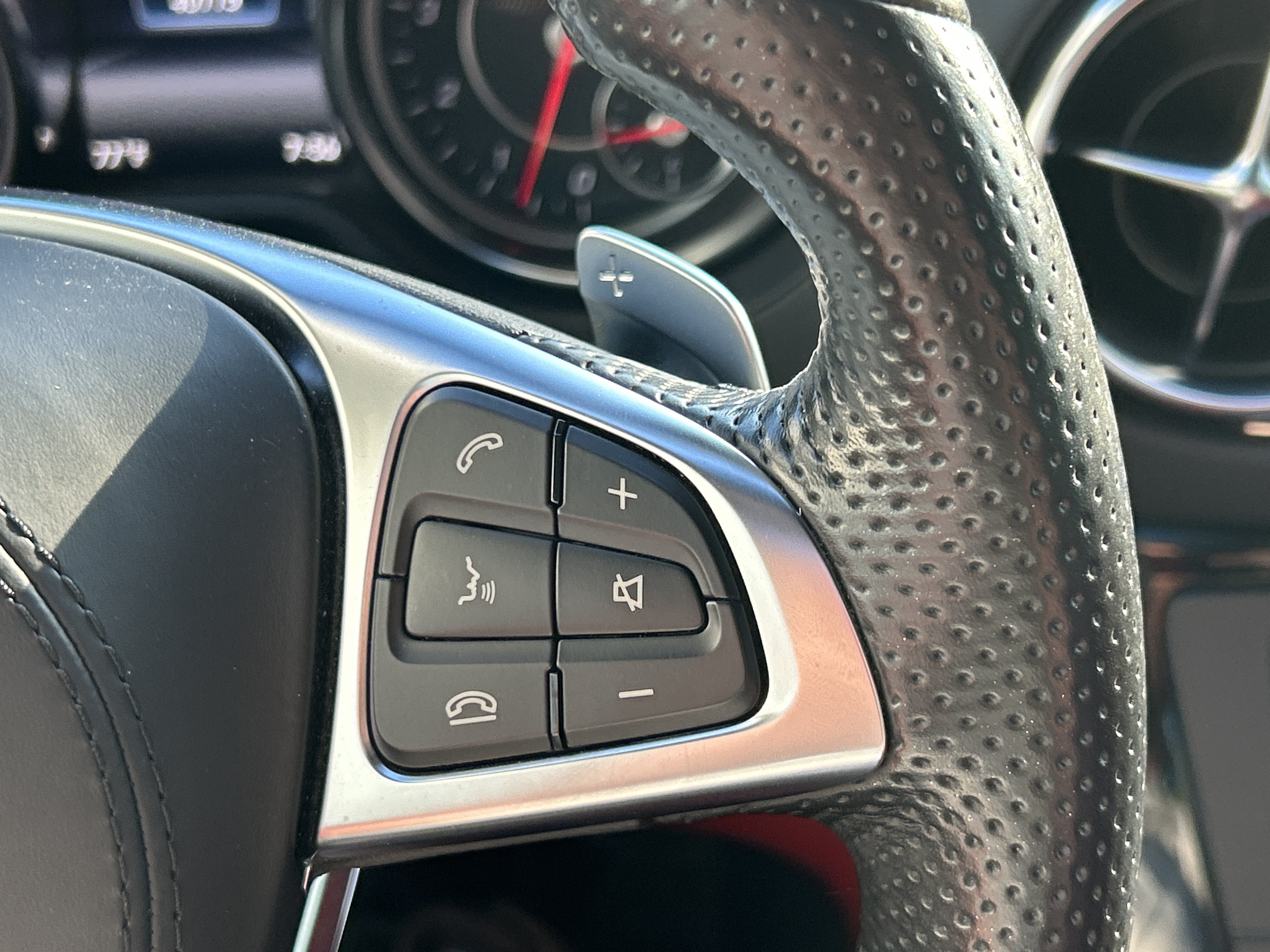 Used 2018 Mercedes-Benz SL 450 image 37