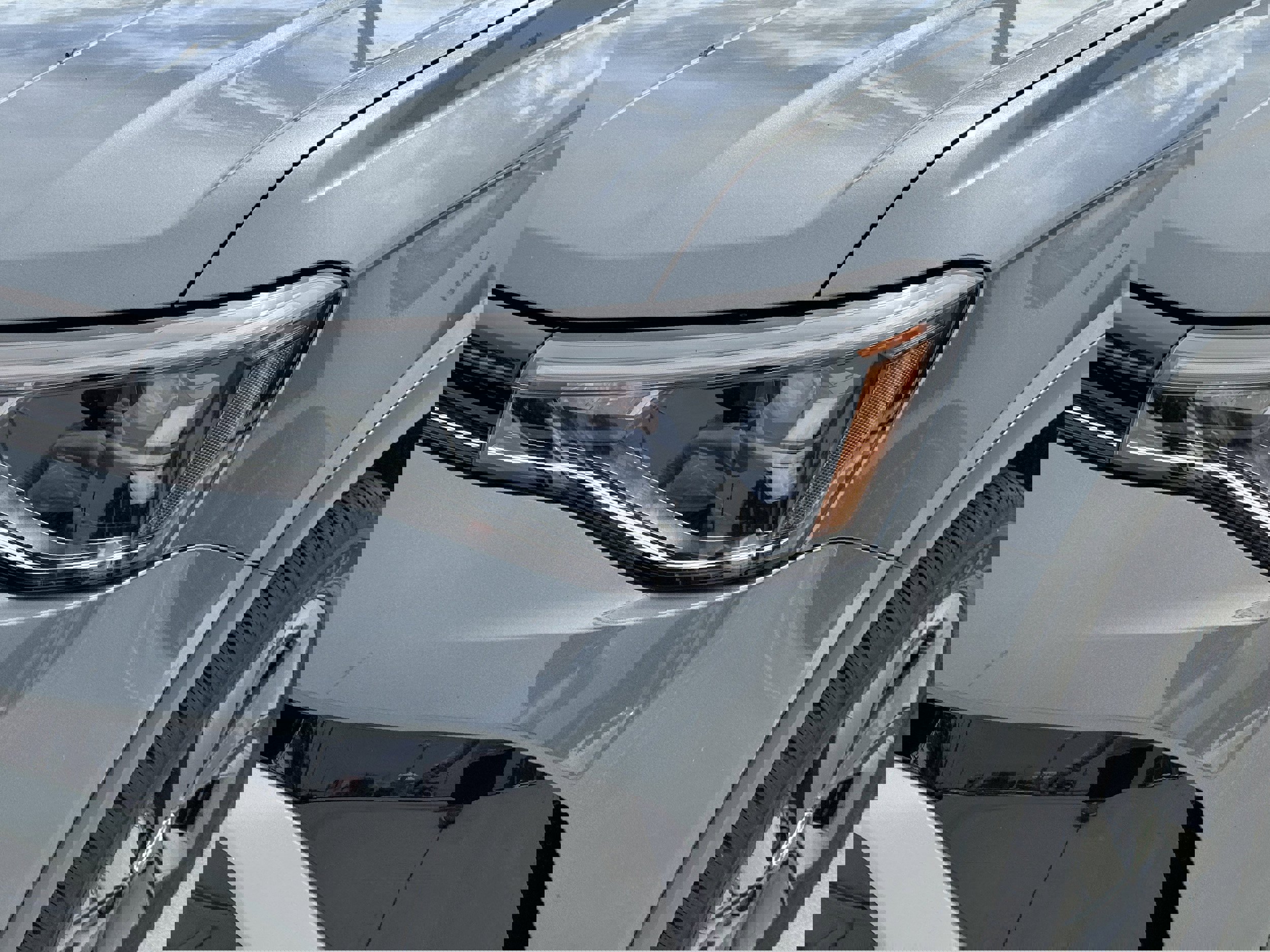 New 2025 Volkswagen Taos S image 8