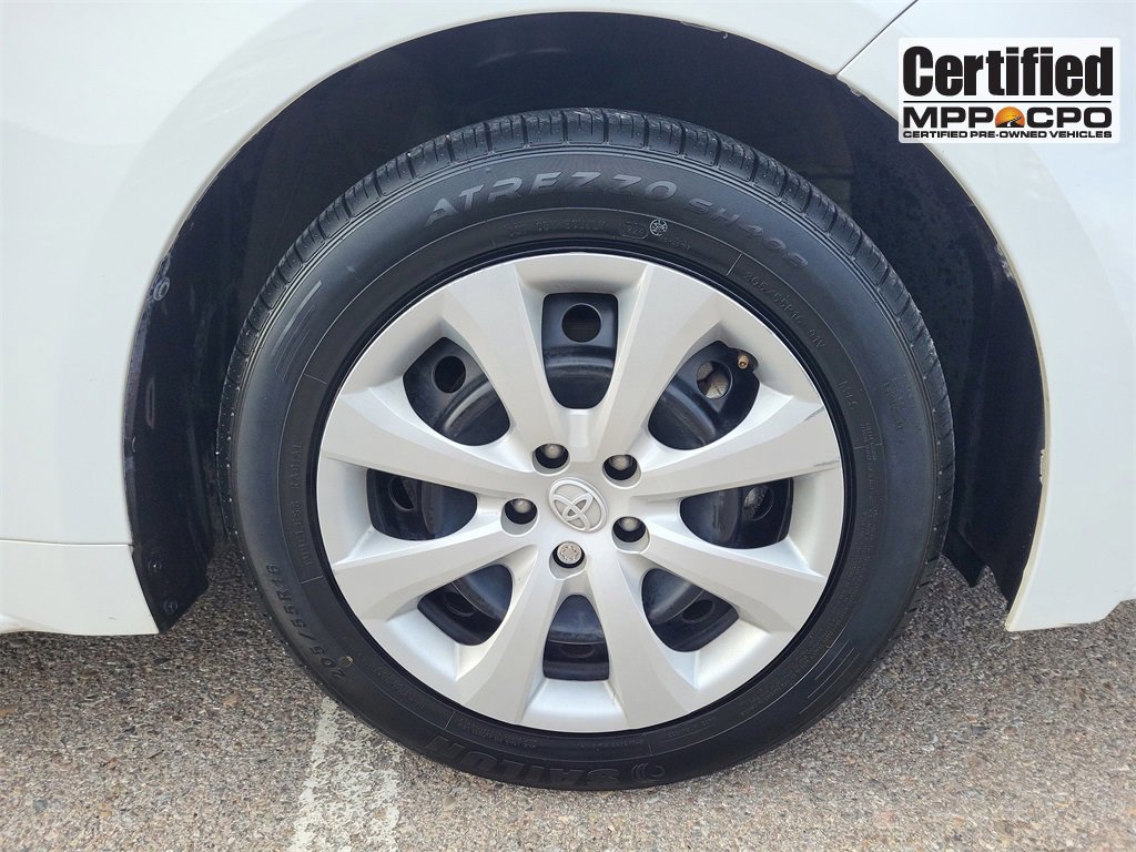 Used 2024 Toyota Corolla LE image 17