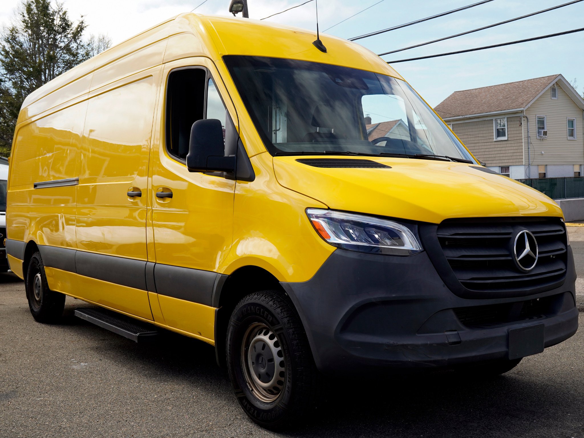 Used 2021 Mercedes-Benz Sprinter 2500 image 6