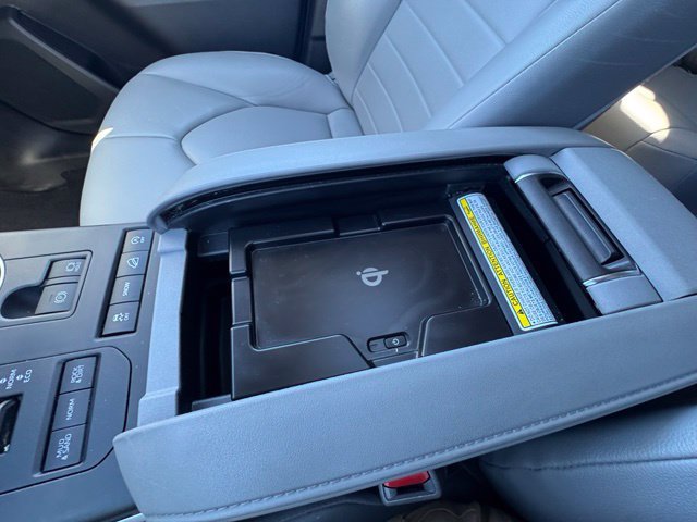 Certified 2022 Toyota Highlander XLE AWD/4WD image 34