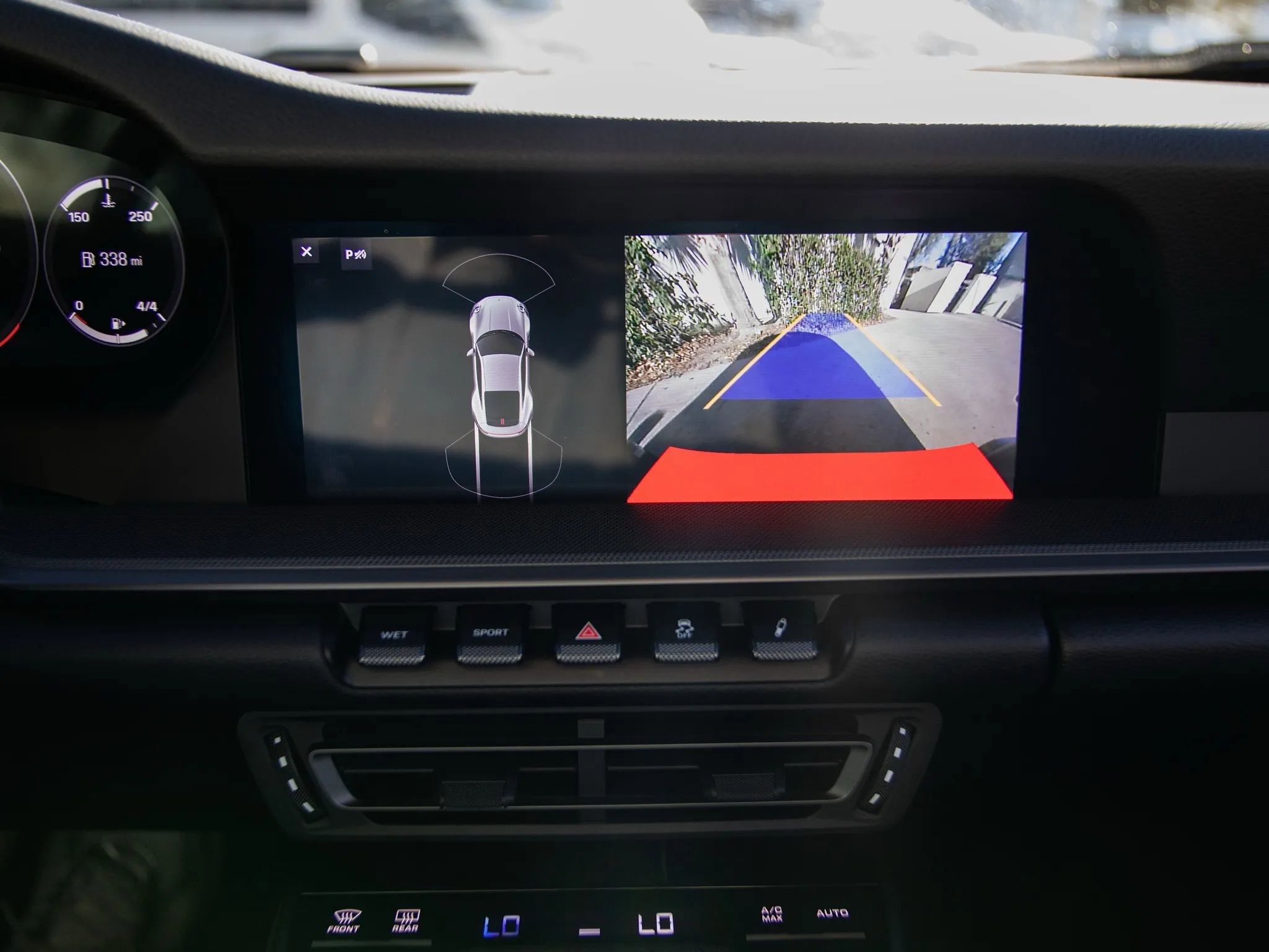 Used 2020 Porsche 911 Carrera image 42