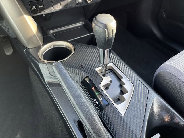 Used 2013 Toyota RAV4 XLE image 23