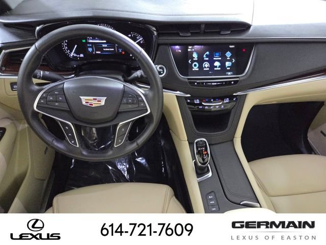 Used 2018 Cadillac XT5 Luxury w/ Driver Awareness Package image 18