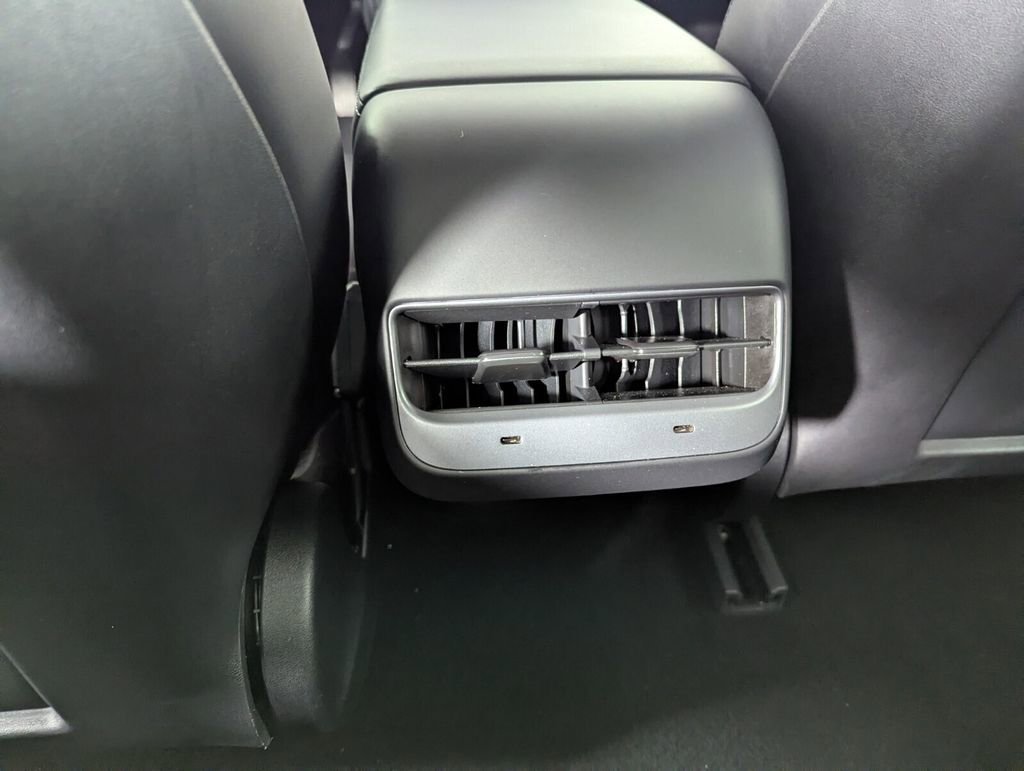 Used 2023 Tesla Model 3 Standard Range image 24