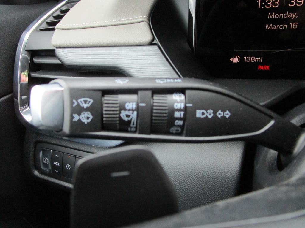 New 2026 GMC Acadia Elevation w/ Elevation Premium Package image 30