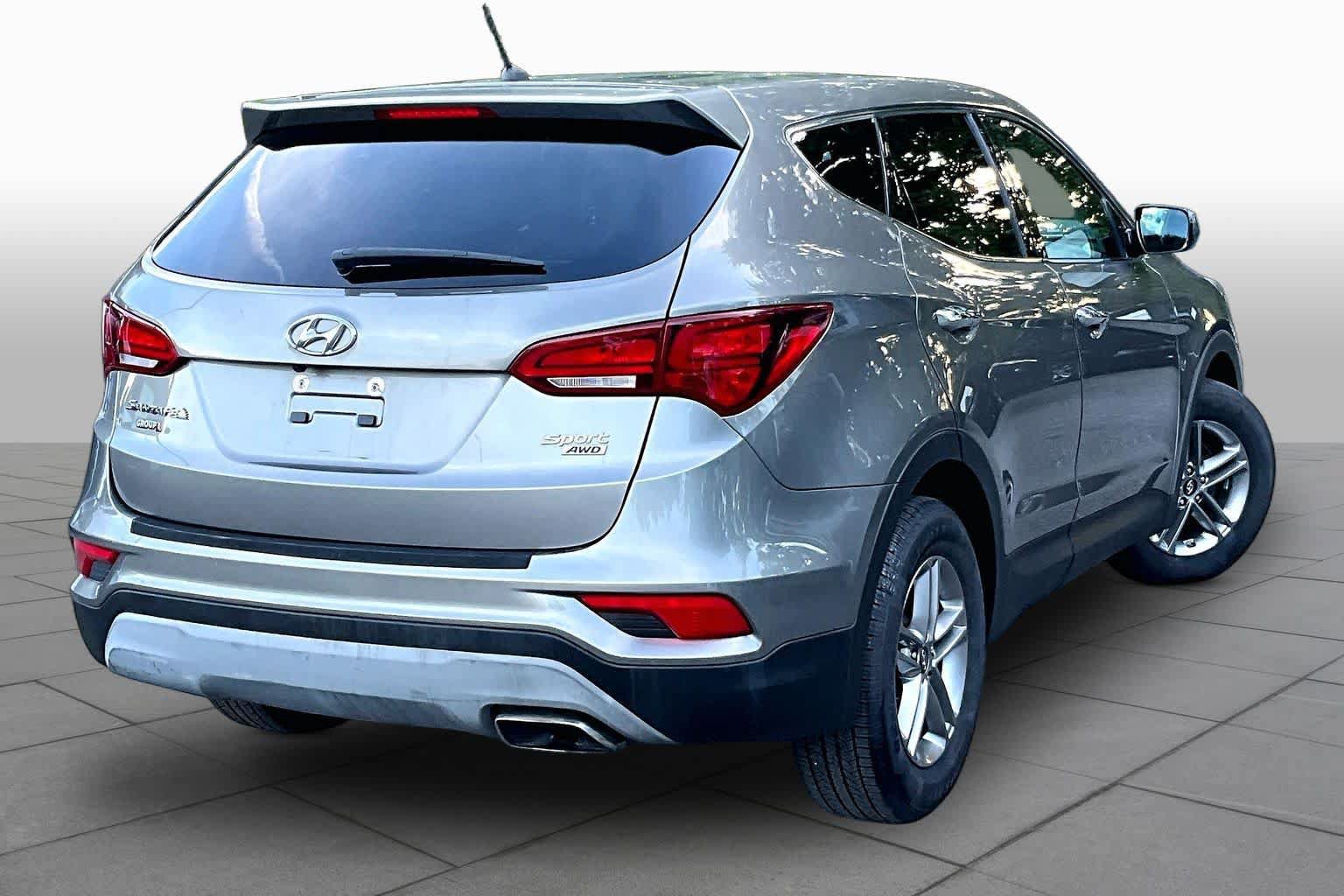 Used 2018 Hyundai Santa Fe Sport AWD/4WD image 13