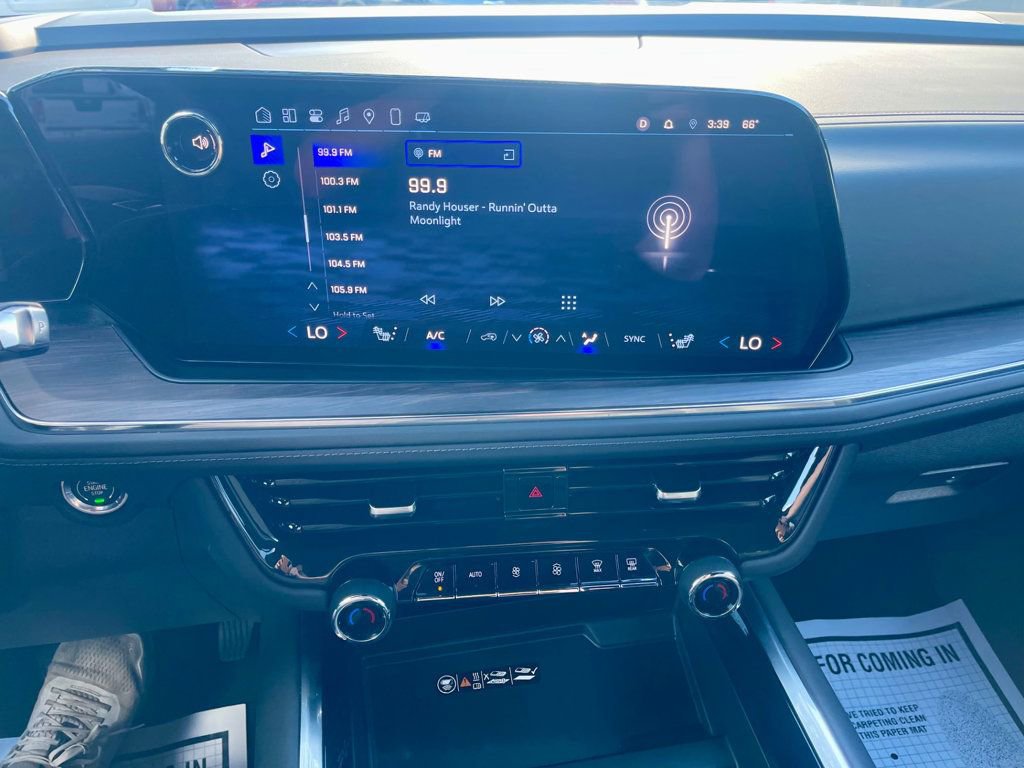 Used 2025 Chevrolet Tahoe LT image 16