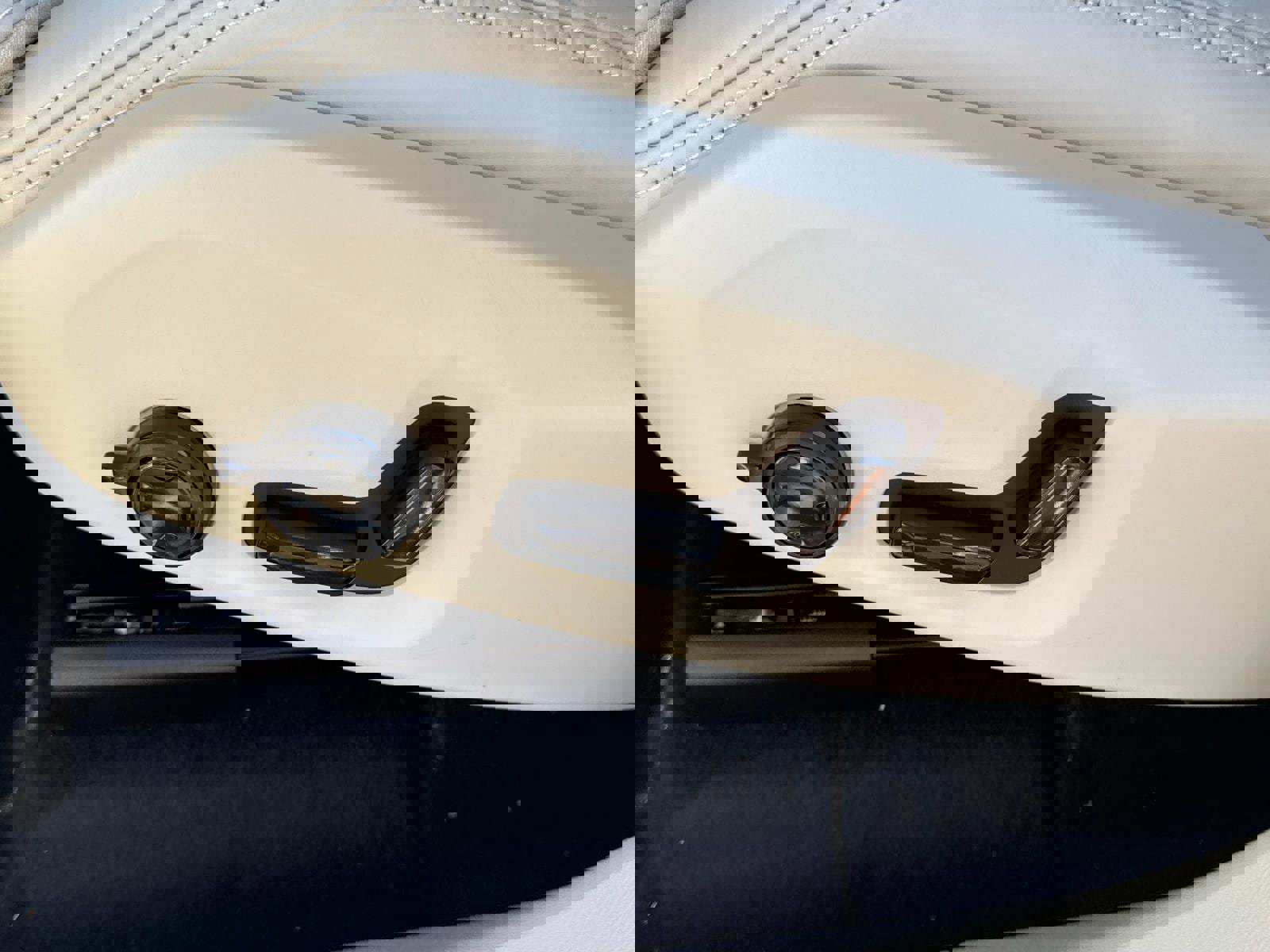 New 2026 Volvo XC60 B5 Ultra w/ Climate Package image 18