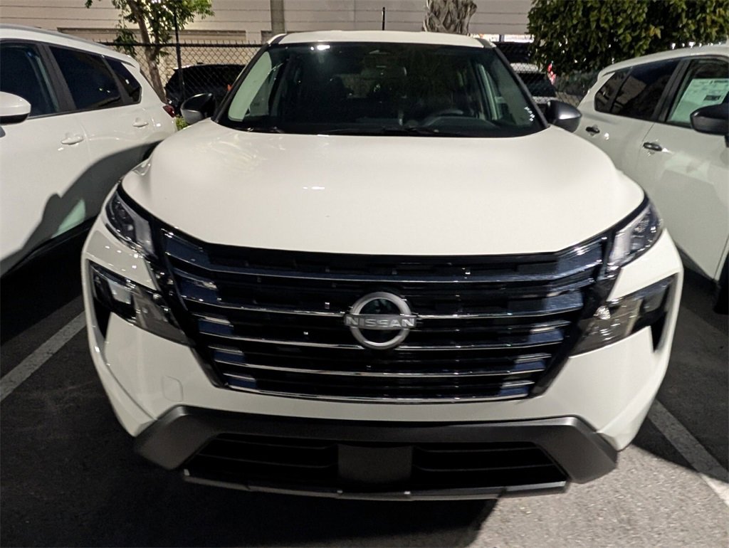New 2026 Nissan Rogue S image 3