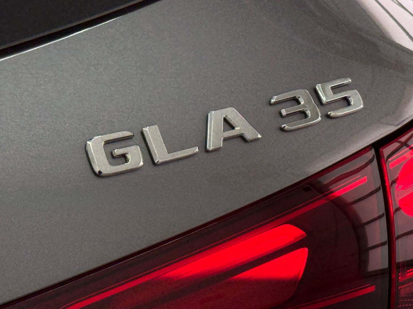 New 2026 Mercedes-Benz GLA 35 AMG 4MATIC image 20