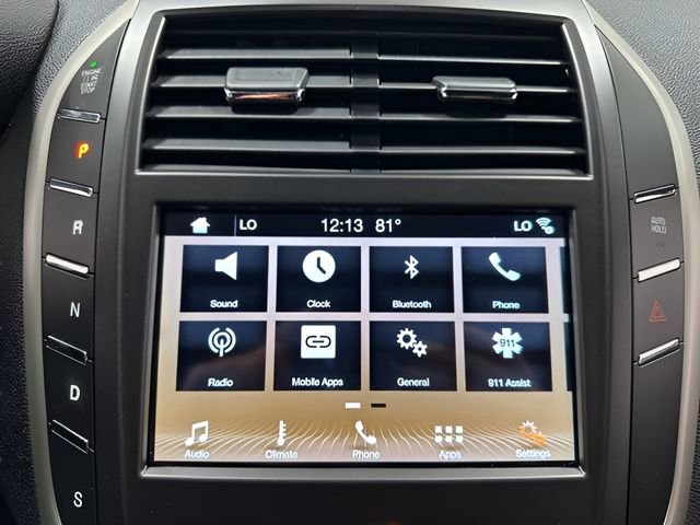 Used 2017 Lincoln MKC Premiere image 23