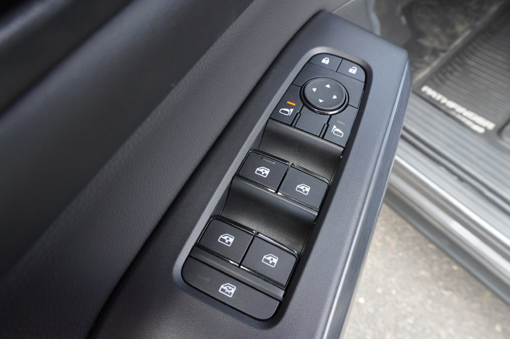 New 2026 Nissan Pathfinder Rock Creek w/ Rock Creek Premium Package AWD/4WD image 17