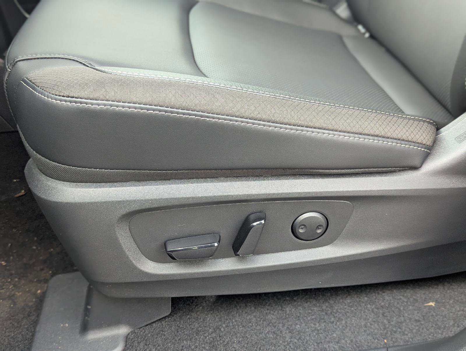 New 2026 Nissan Pathfinder SL AWD/4WD image 19