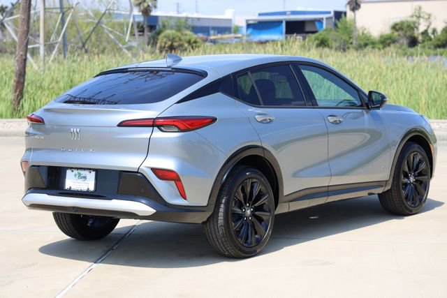 New 2026 Buick Envista Sport Touring image 8