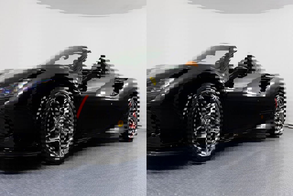 Certified 2023 Ferrari F8 Tributo image 15