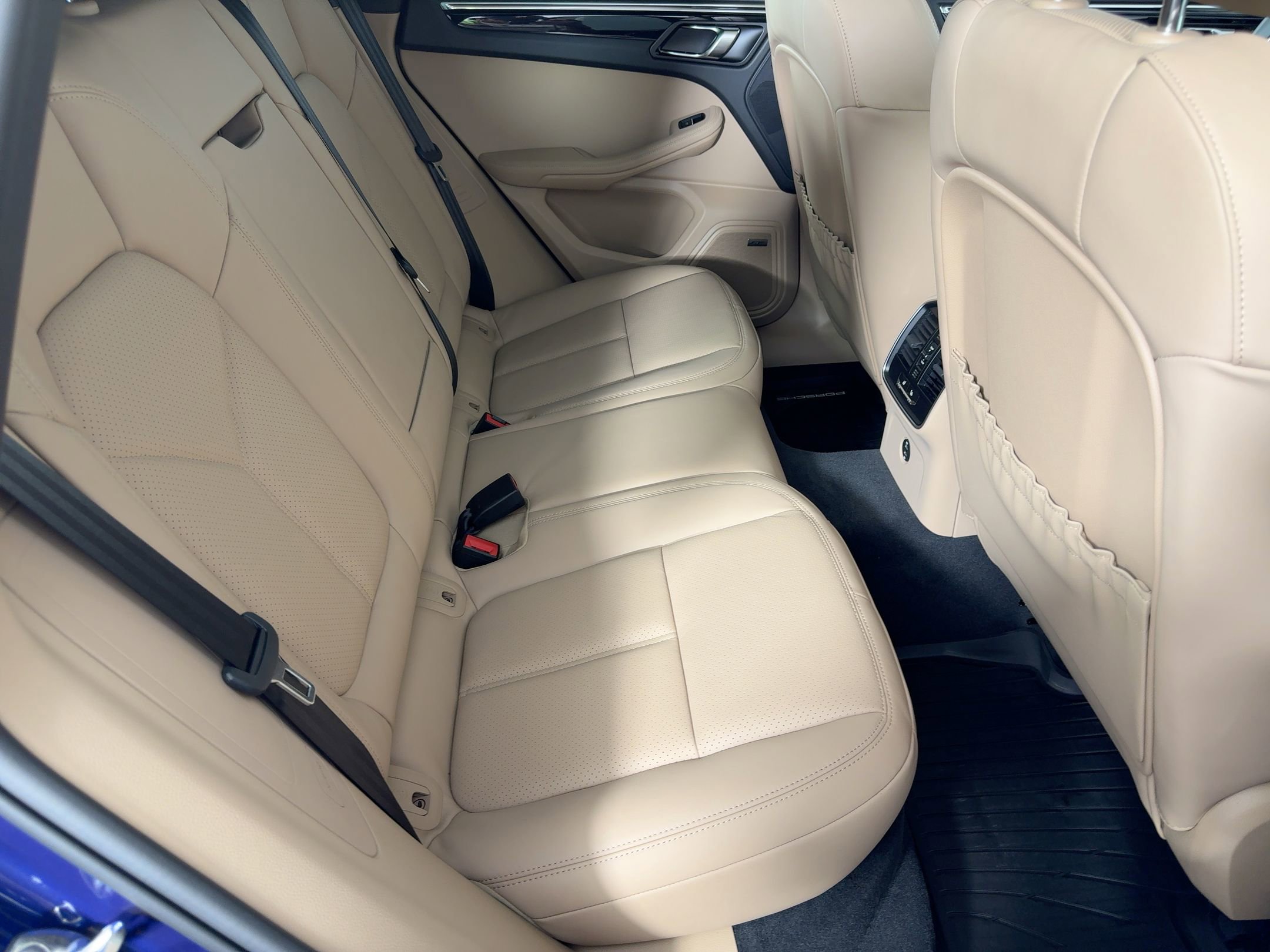 Used 2026 Porsche Macan S image 28