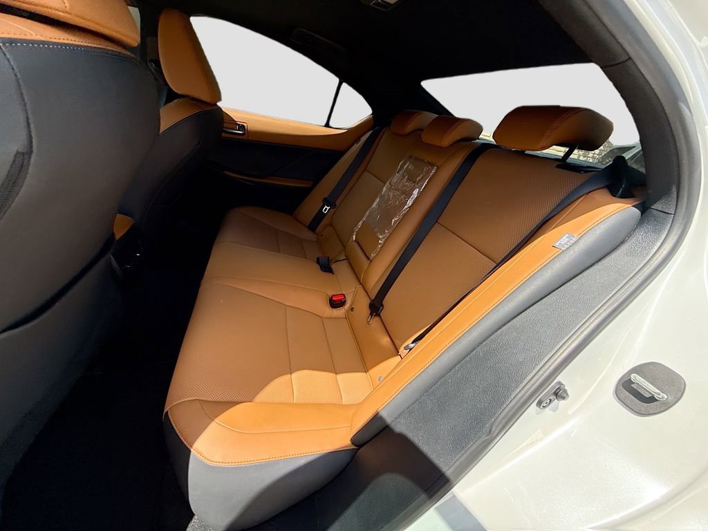 Used 2025 Lexus IS 300 w/ Premium Package RWD image 27