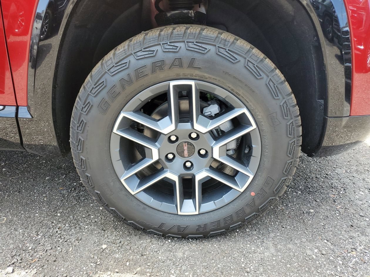 New 2026 GMC Terrain AT4 AWD/4WD image 6