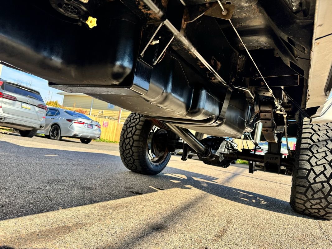 Used 2014 Ford F250 Platinum w/ FX4 Off-Road Package image 39