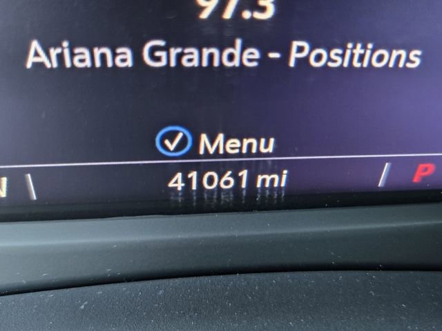 Used 2022 Cadillac XT4 Premium Luxury w/ Enhanced Visibility Package image 24