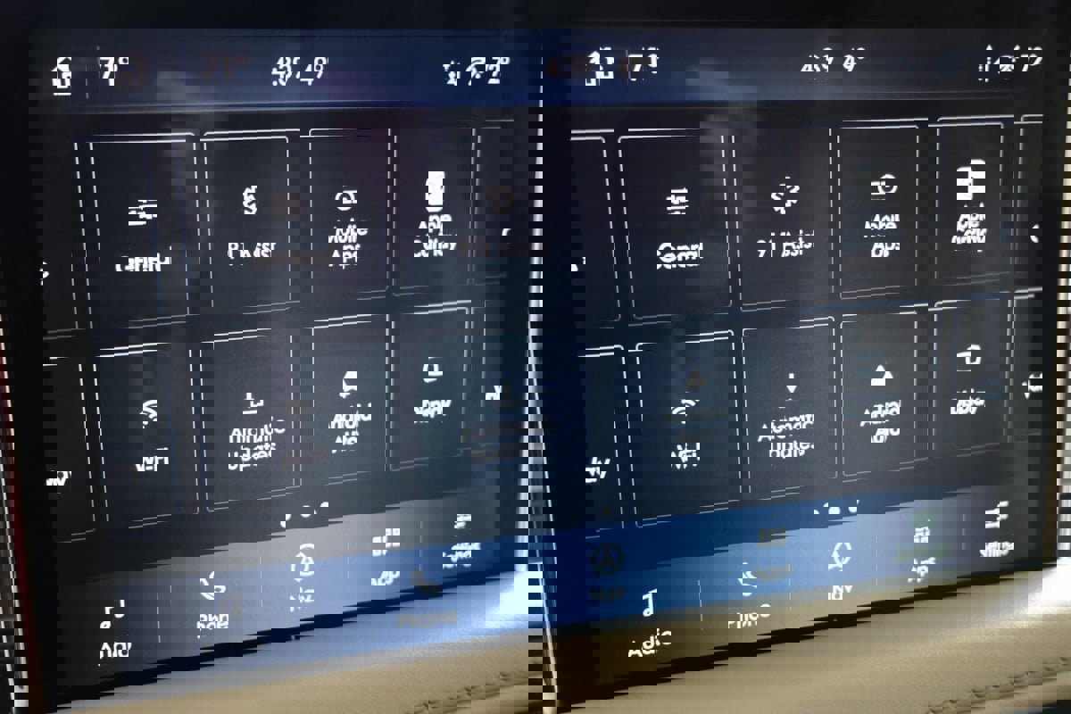 Used 2021 Lincoln Aviator Reserve w/ Class IV Trailer Tow Package image 49