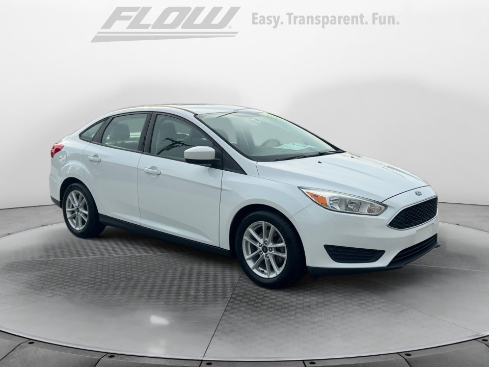 Used 2018 Ford Focus SE FWD image 1