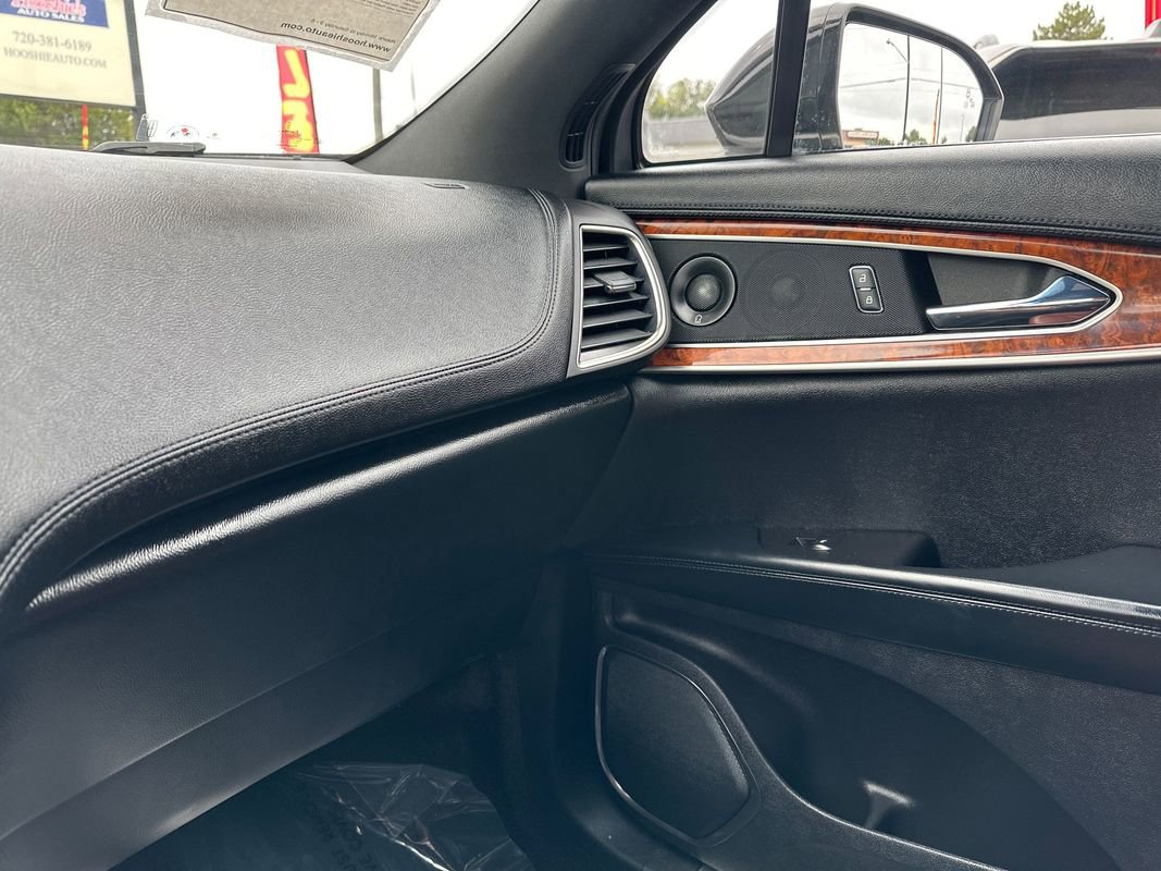 Used 2019 Lincoln Nautilus Reserve image 29