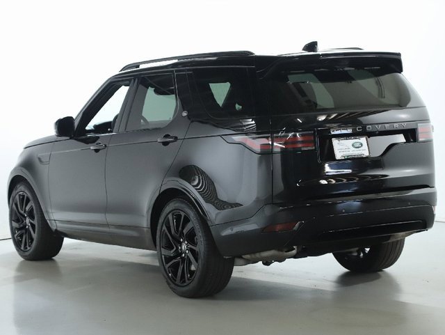 Used 2024 Land Rover Discovery Dynamic SE image 5