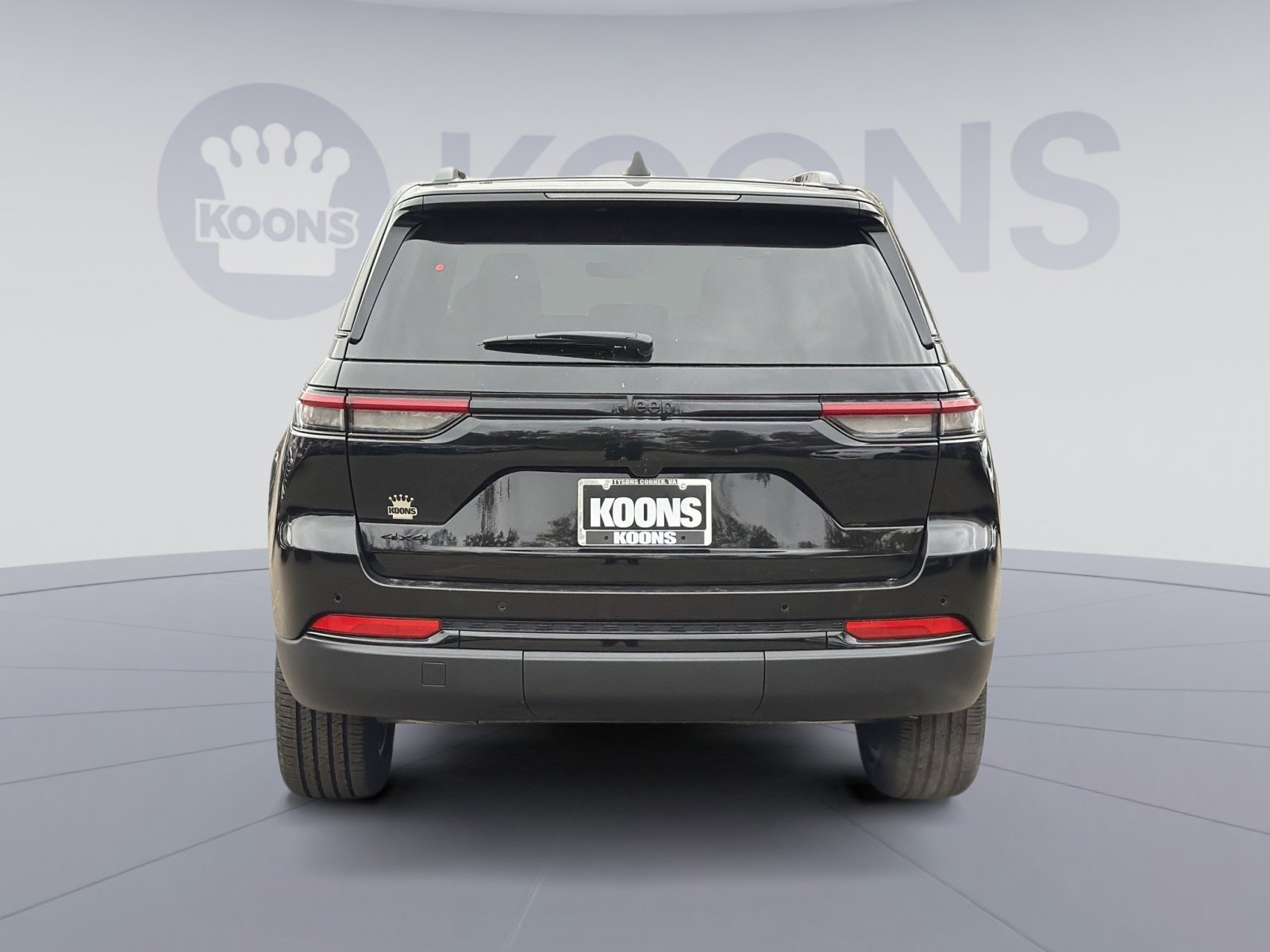 New 2025 Jeep Grand Cherokee Laredo image 5