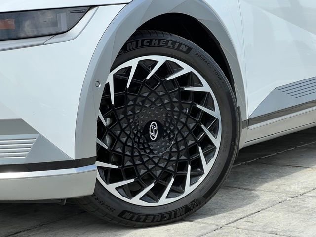 Certified 2023 Hyundai Ioniq 5 Limited AWD/4WD image 2