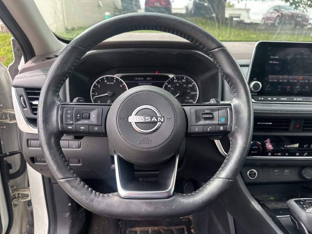 Certified 2023 Nissan Rogue SV w/ SV Premium B Package AWD/4WD image 43
