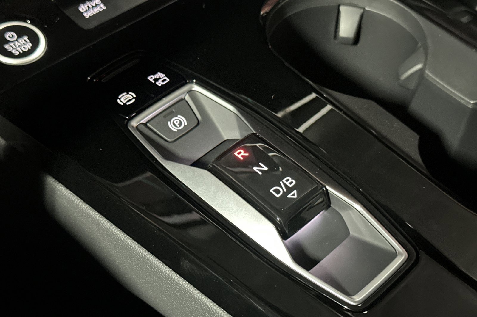 New 2027 Audi Q6 e-tron Premium Plus AWD/4WD image 20
