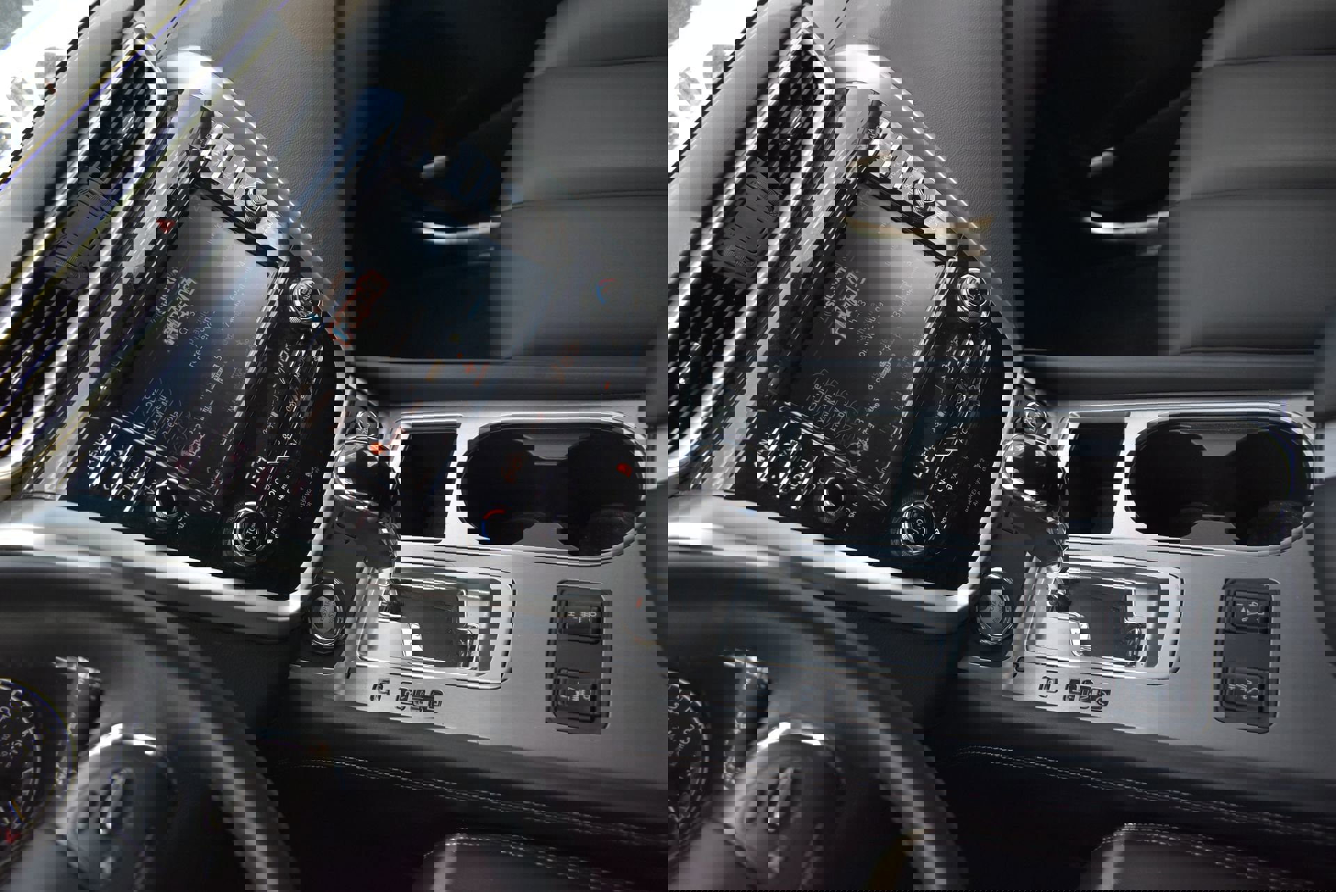 Used 2023 Nissan Murano SV w/ SV Midnight Edition Package AWD/4WD image 24