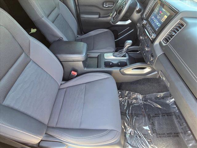Used 2022 Nissan Frontier SV image 19