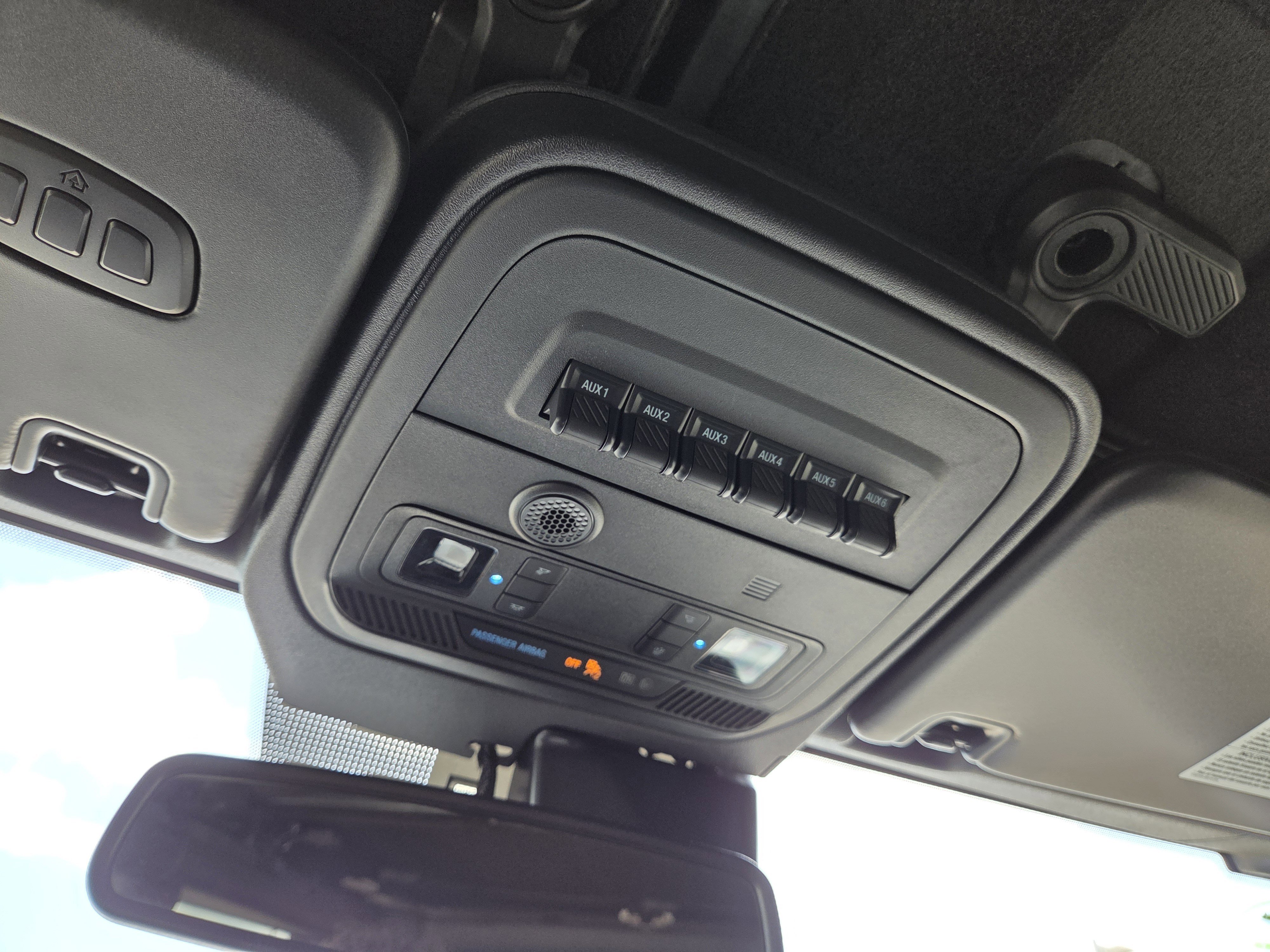 Used 2024 Ford Bronco Badlands AWD/4WD image 38