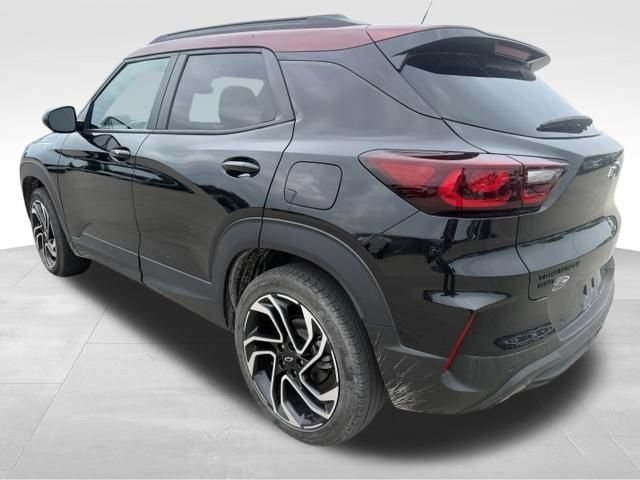 Certified 2025 Chevrolet TrailBlazer RS w/ Convenience Package AWD/4WD image 3
