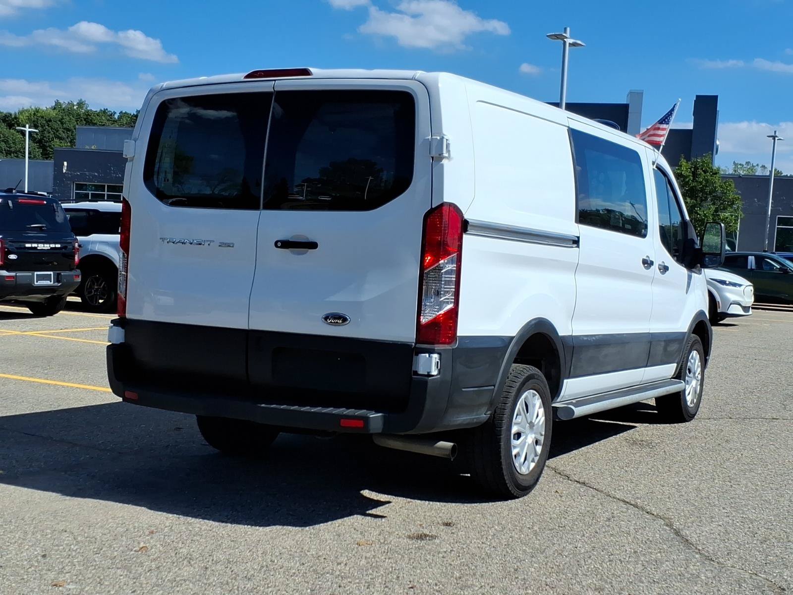 Used 2025 Ford Transit 250 Low Roof w/ Exterior Upgrade Package RWD image 7