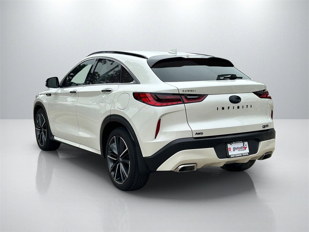 Used 2023 INFINITI QX55 Essential image 7