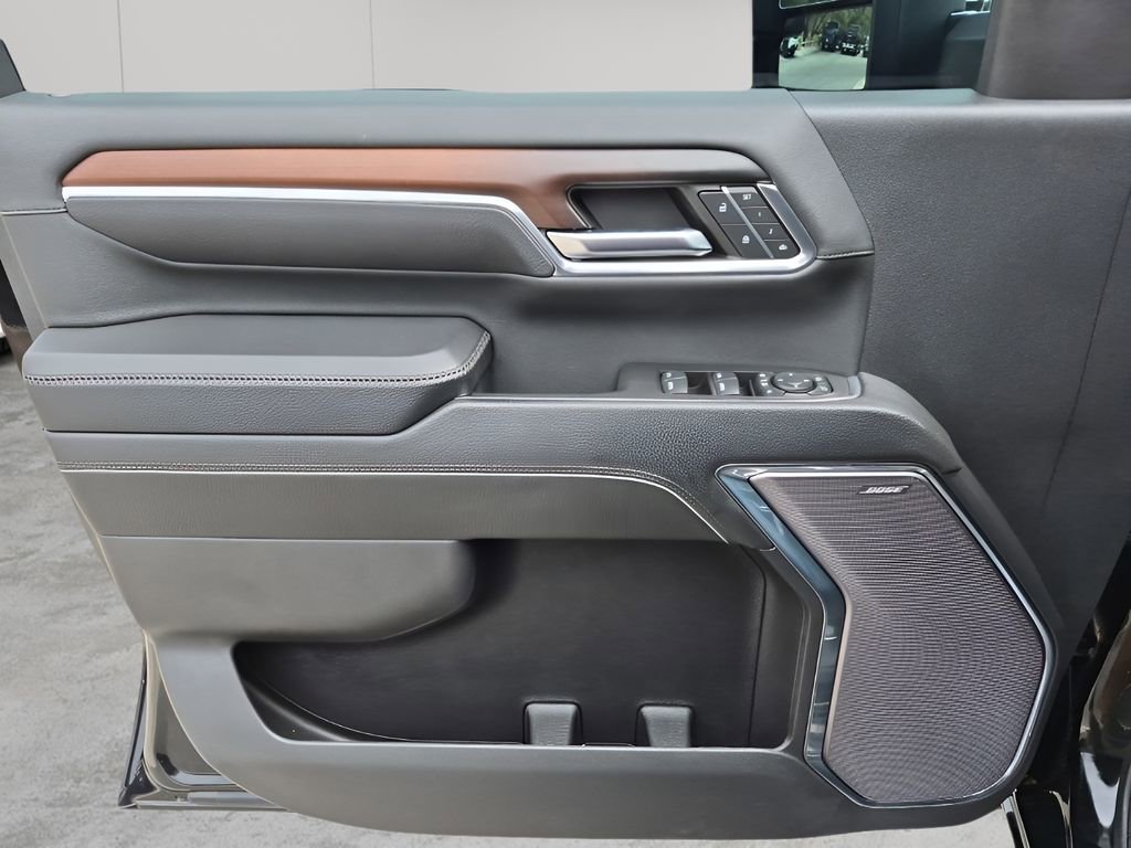 Used 2024 GMC Sierra 2500 Denali w/ Denali Reserve Package AWD/4WD image 27