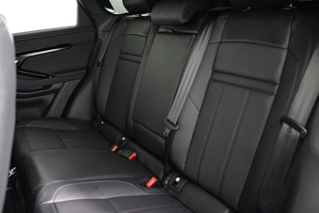 Used 2026 Land Rover Range Rover Evoque Dynamic SE image 18