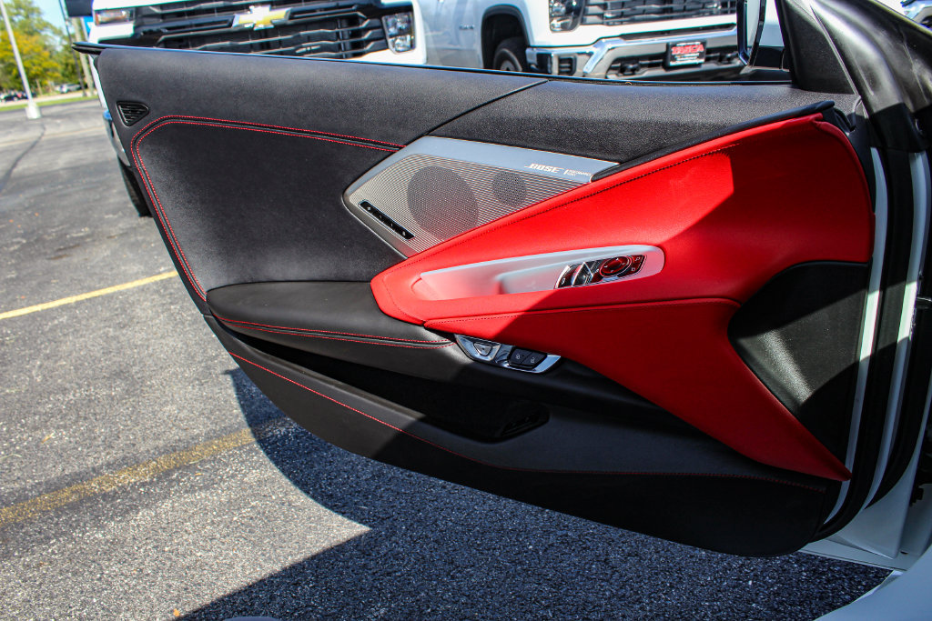 Used 2023 Chevrolet Corvette Stingray Preferred Cpe w/ Z51 Performance Package RWD image 21