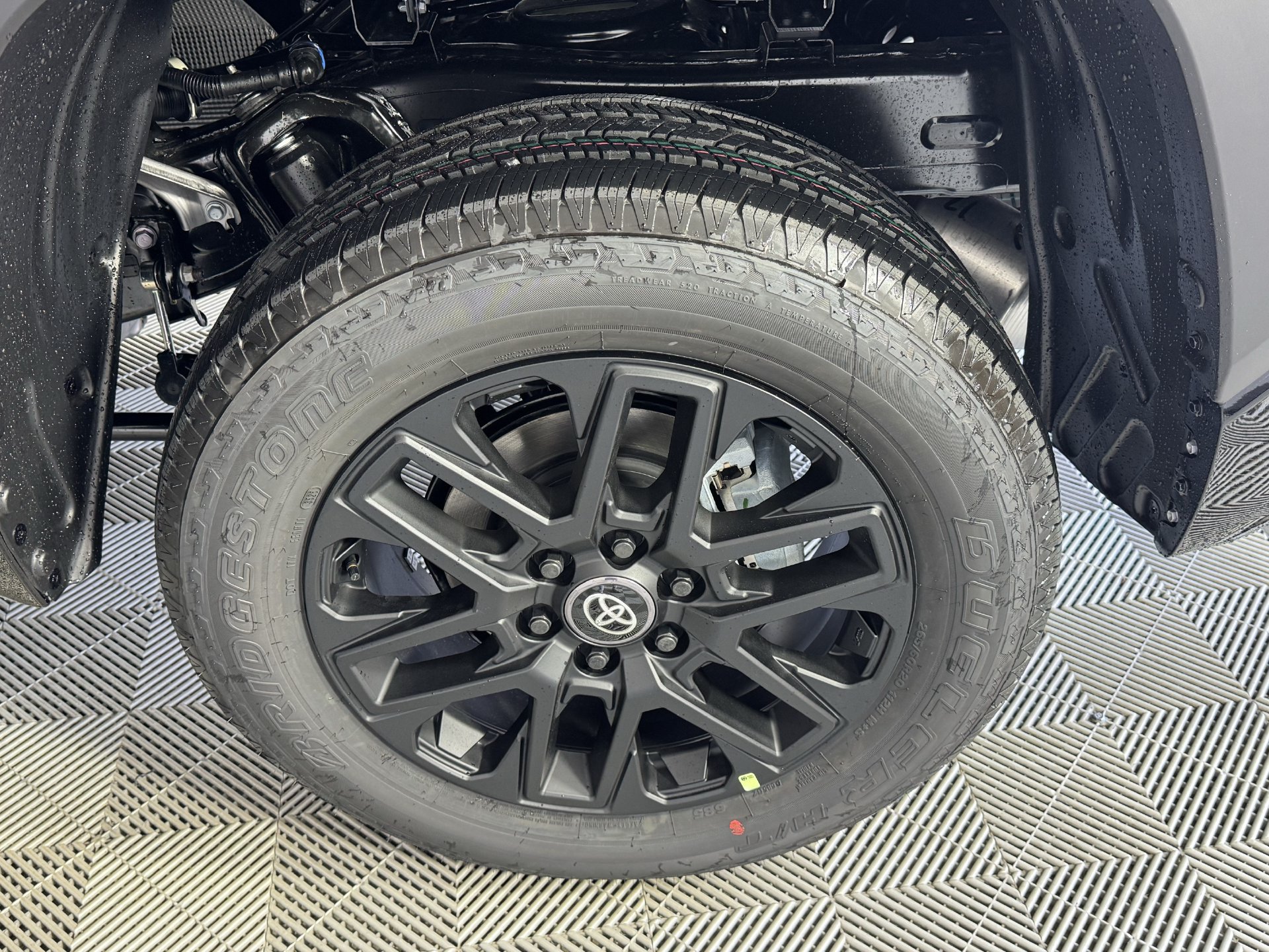 New 2026 Toyota Tundra Limited AWD/4WD image 15