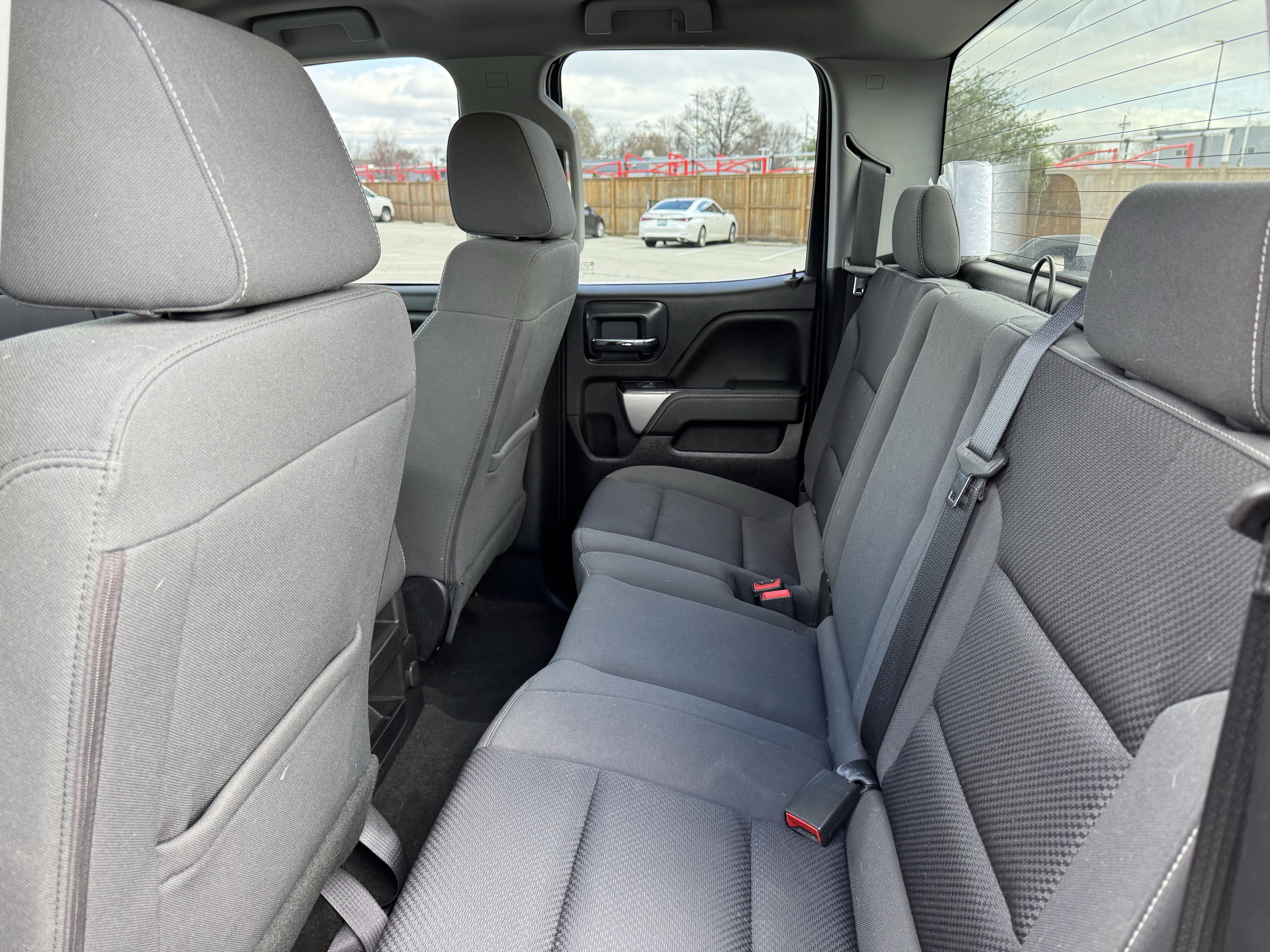 Used 2018 Chevrolet Silverado 1500 LT w/ All Star Edition image 31
