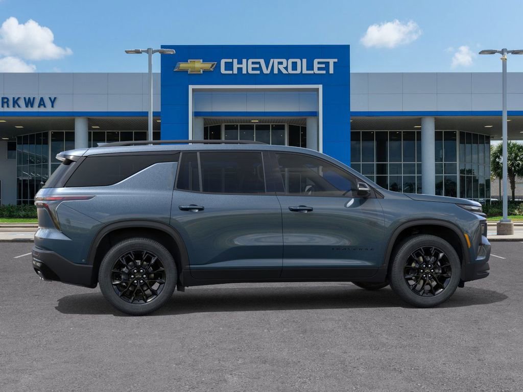New 2026 Chevrolet Traverse LT w/ Midnight/Sport Edition FWD image 5