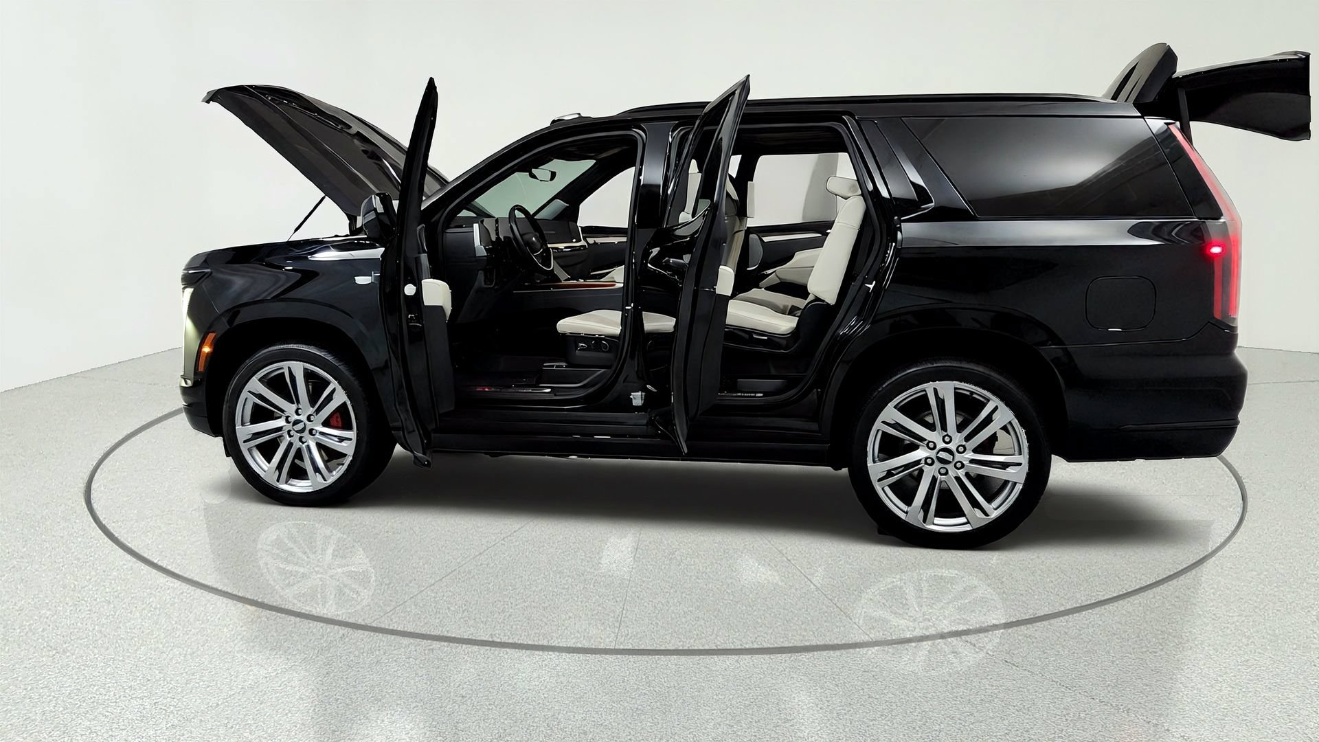 Used 2025 Cadillac Escalade Sport Platinum w/ LPO, Floor Liner Package AWD/4WD image 10