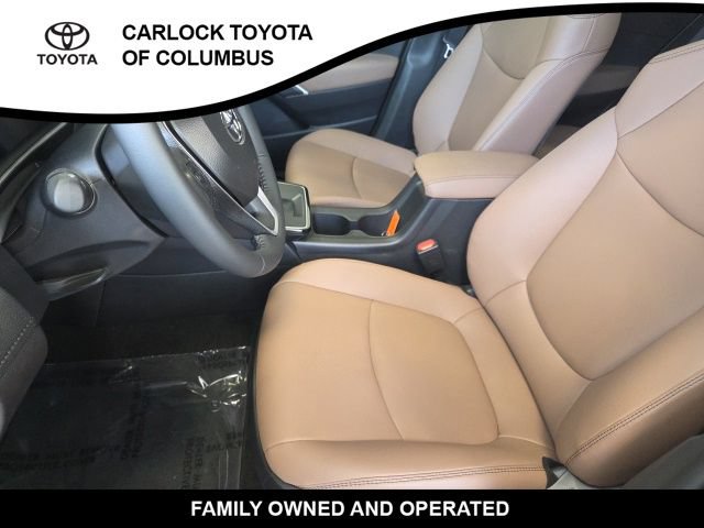 Used 2026 Toyota Corolla Cross XLE w/ Convenience Package FWD image 13