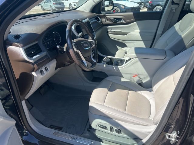Used 2022 GMC Acadia SLT w/ Preferred Package image 5