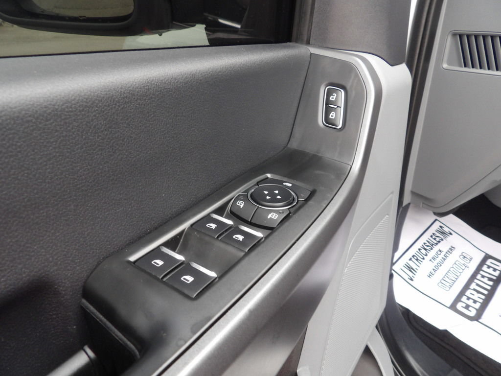 Used 2025 Ford F250 XLT w/ FX4 Off-Road Package AWD/4WD image 15